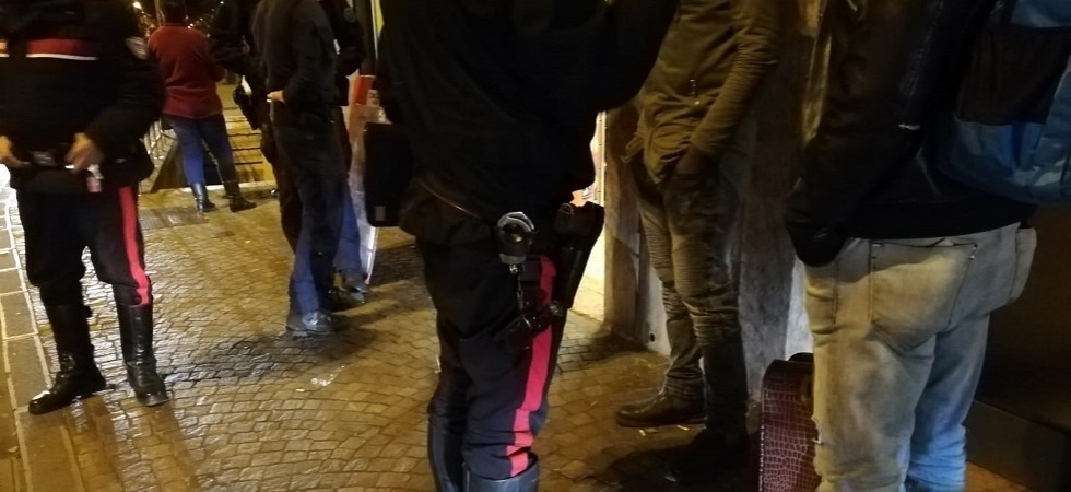 Perde il Flixbus per Parigi e 'occupa' la filiale della Western Union: Da qui non mi muovo, rimborsatemi il biglietto''